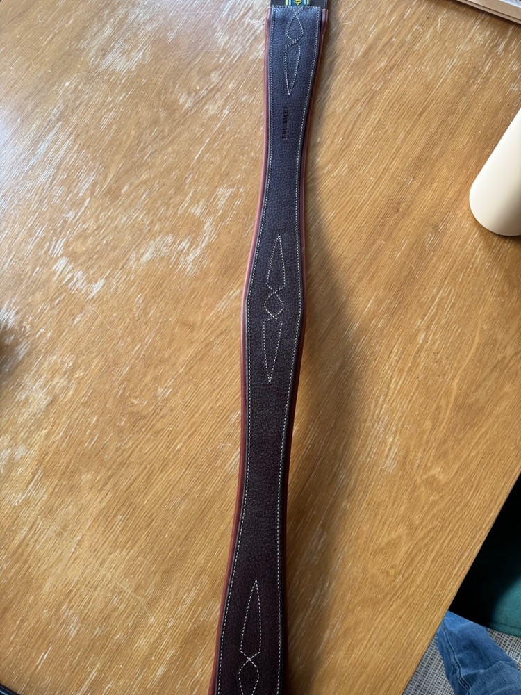 BNWT Devoucoux Allure Hunter Girth - 50" - 125 CM