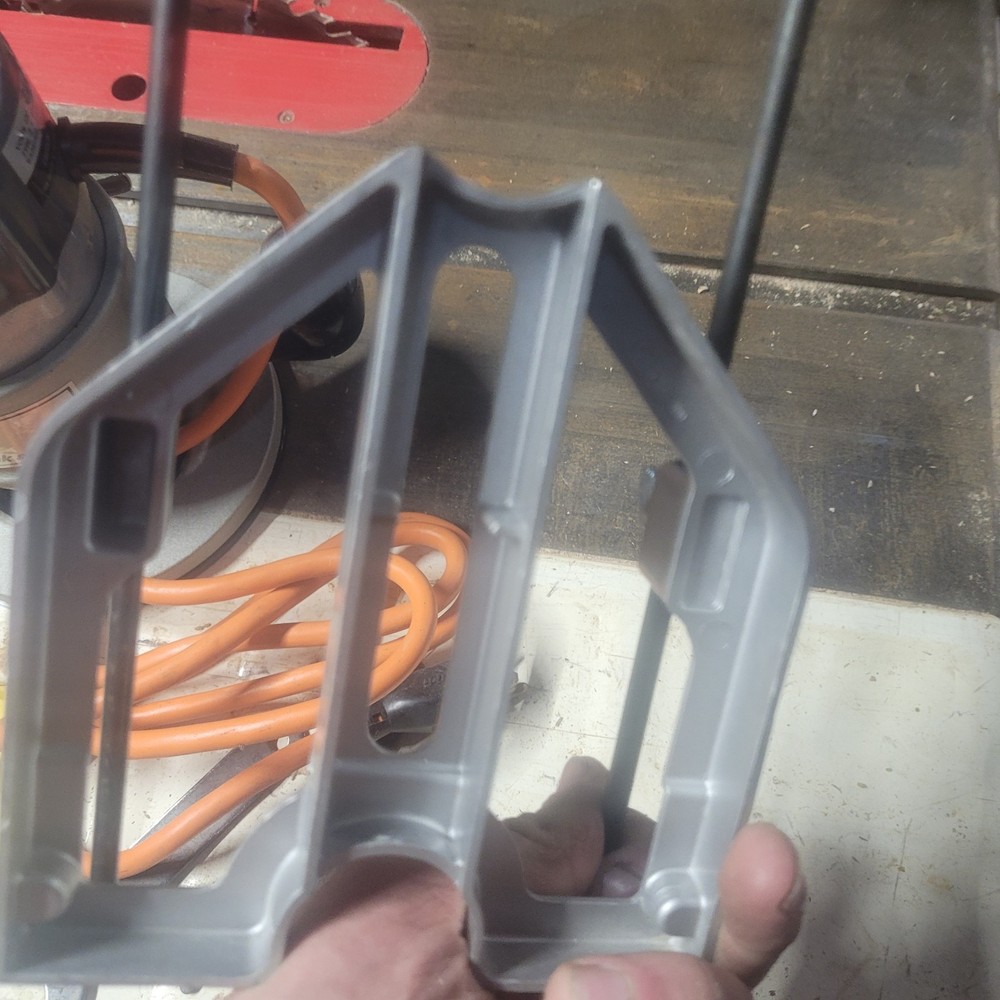 Black & Decker 7610 Router. Router Kit 7611 Without Case.