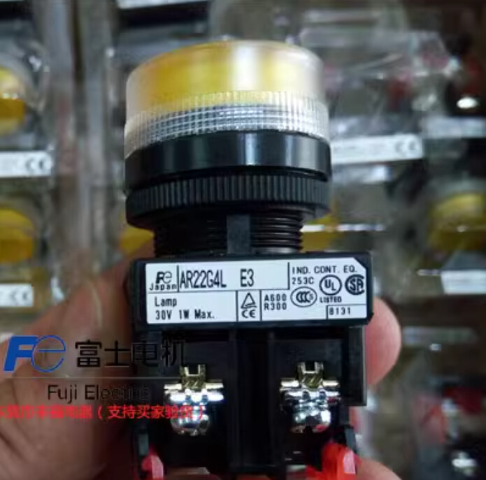 1pcs    AR22G4L AR22G4L-10E3Y Electric Pushbutton switch with light