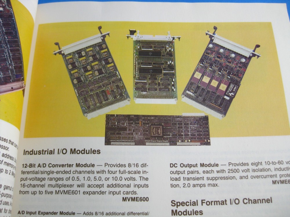 Motorola Semiconductor Master Selection Guide & Catalog Vintage 1984 Electronics