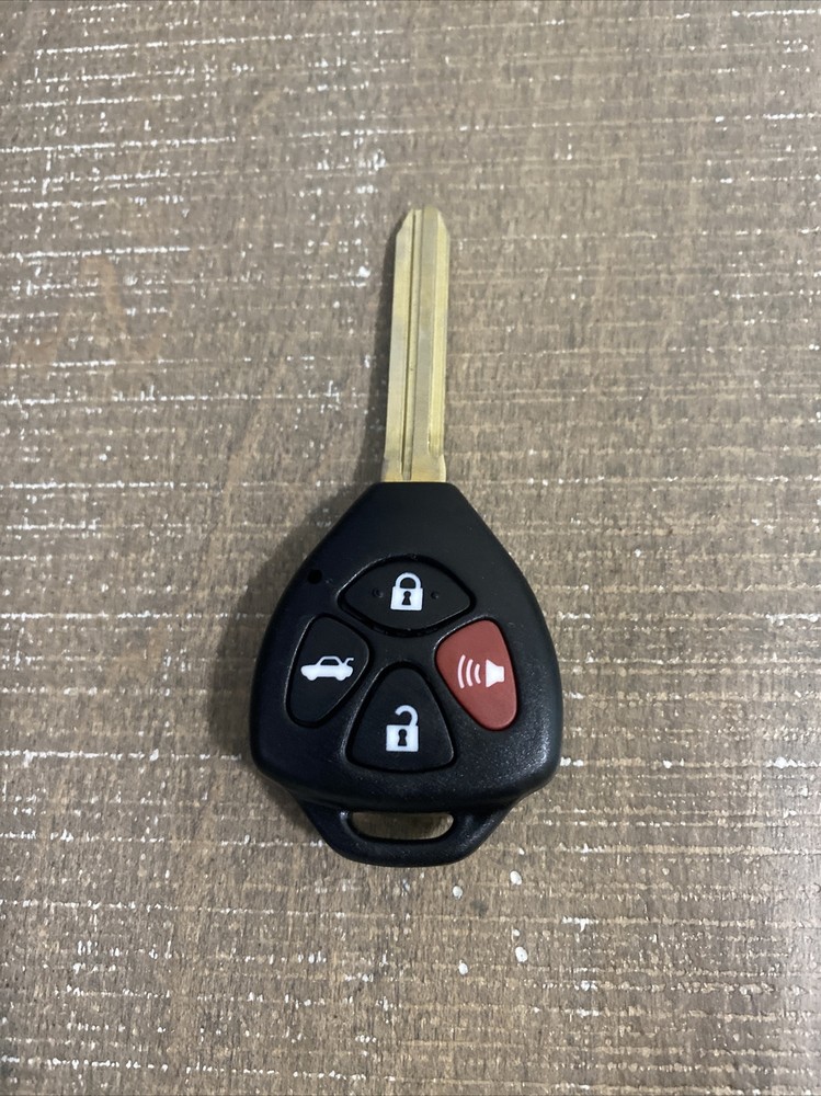 ONE 4 BUTTON REMOTE HEAD KEY SHELL UNCUT BLADE 2007-2012 TOYOTA MULTI AVAIL
