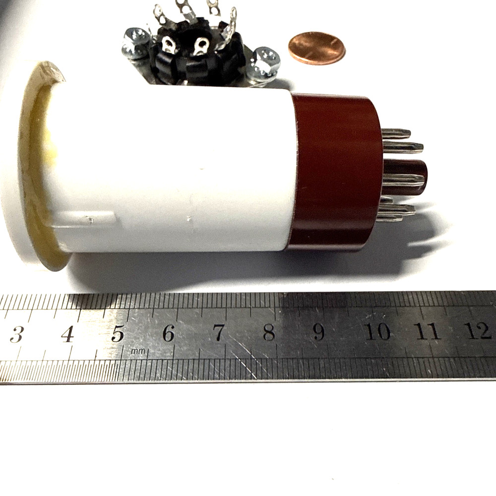 plug in coil form + 8 PIN socket + screws and nuts L=42mm BURGUNDY