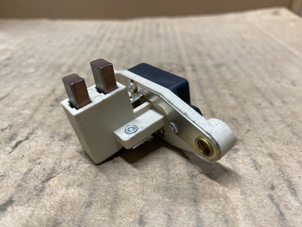 New Old Stock Lazorlite Voltage Regulator #U18-5485