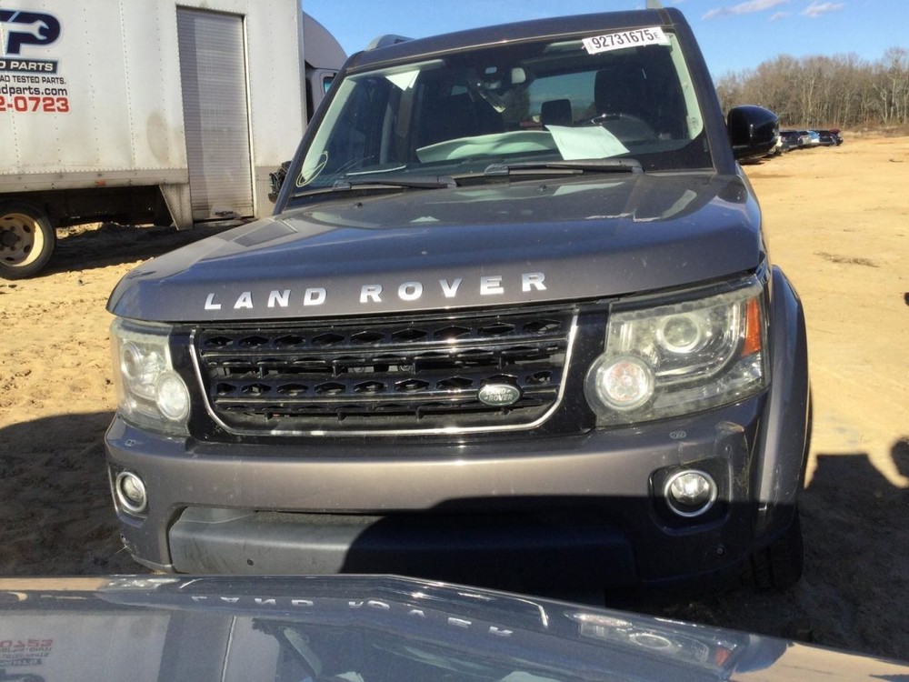 LR4 2016 Glove Box 4915510