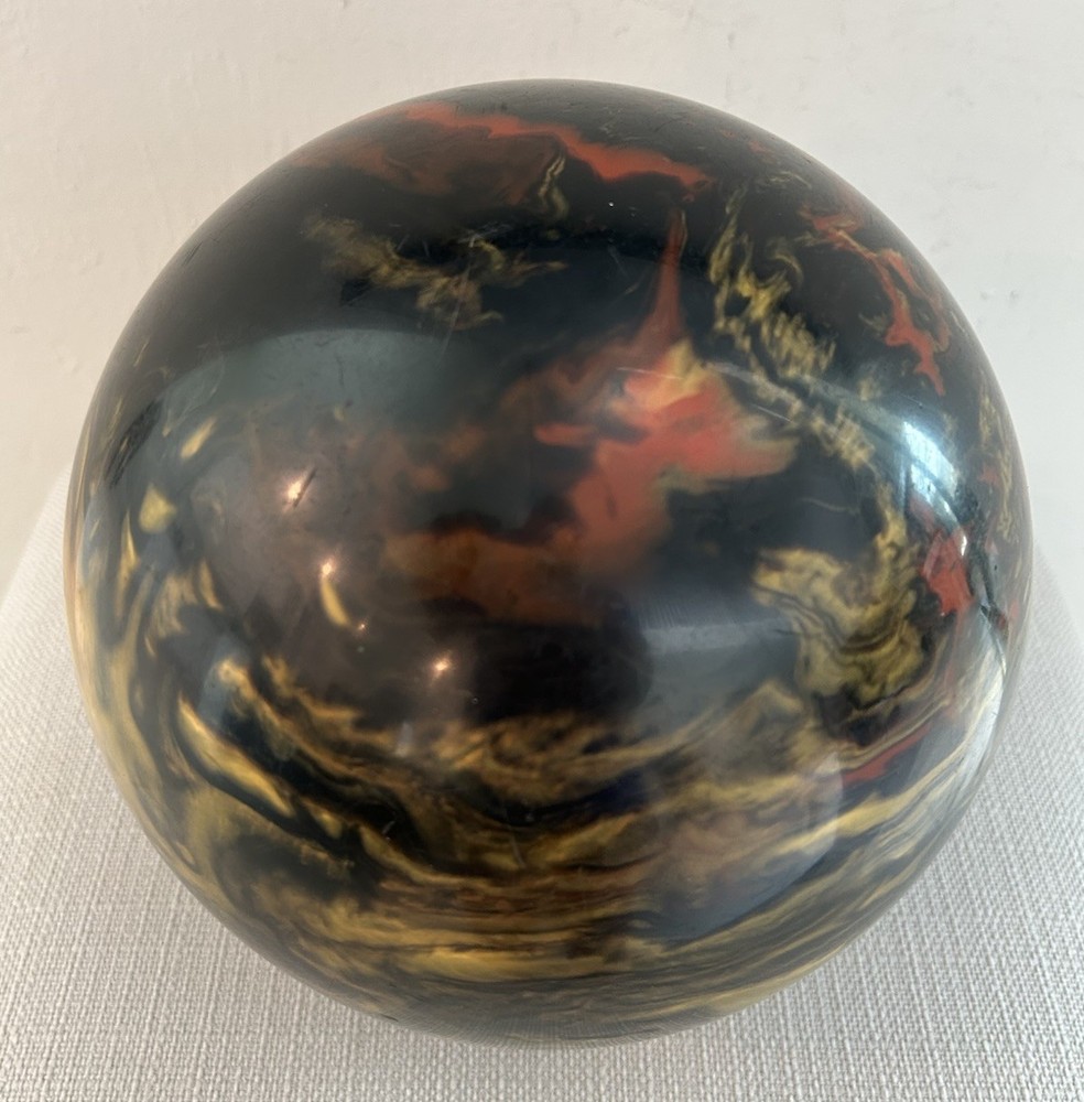 Blaze Bowling Ball 8.5 Lbs