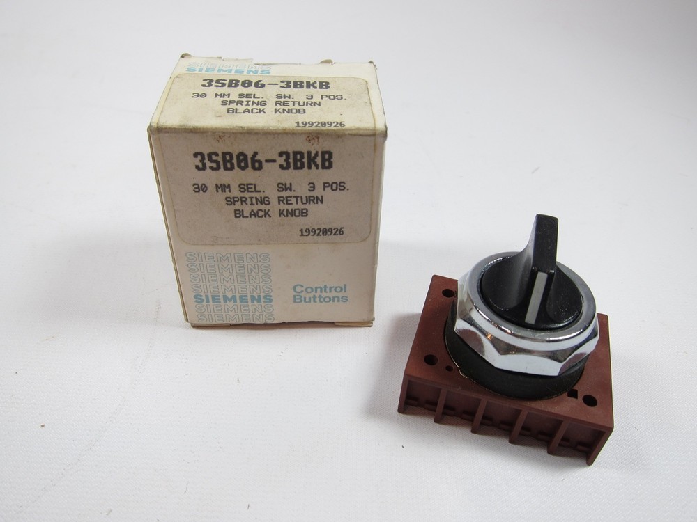 New Siemens 3SB06-3BKB Spring Return Black Knob 3 Position Selector Switch
