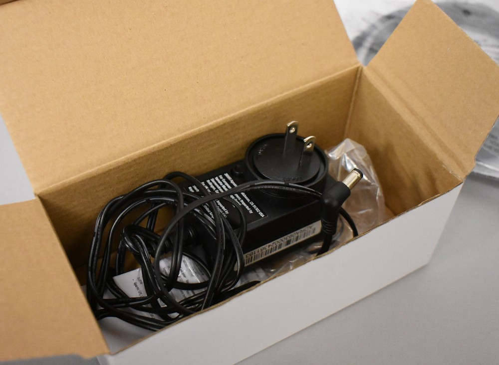 Line 6 HX Effects Multi-Effects Pedal w/BOX