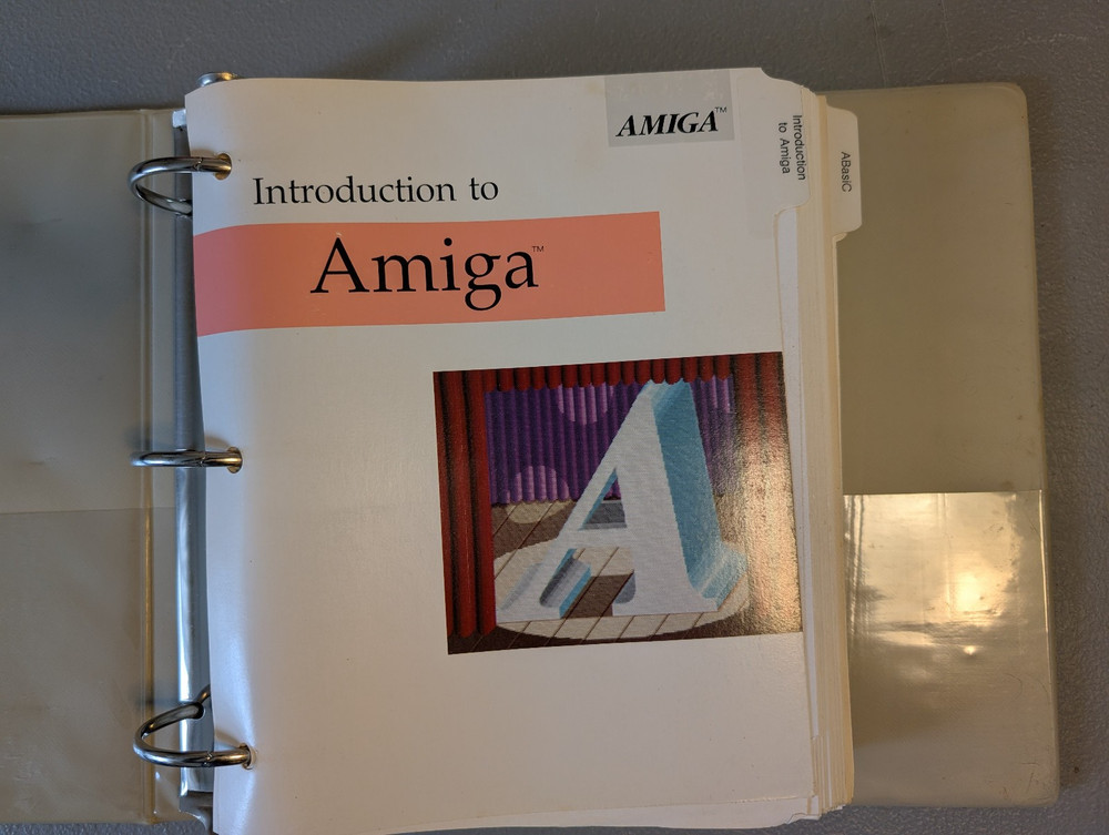 Amiga - Users Guides