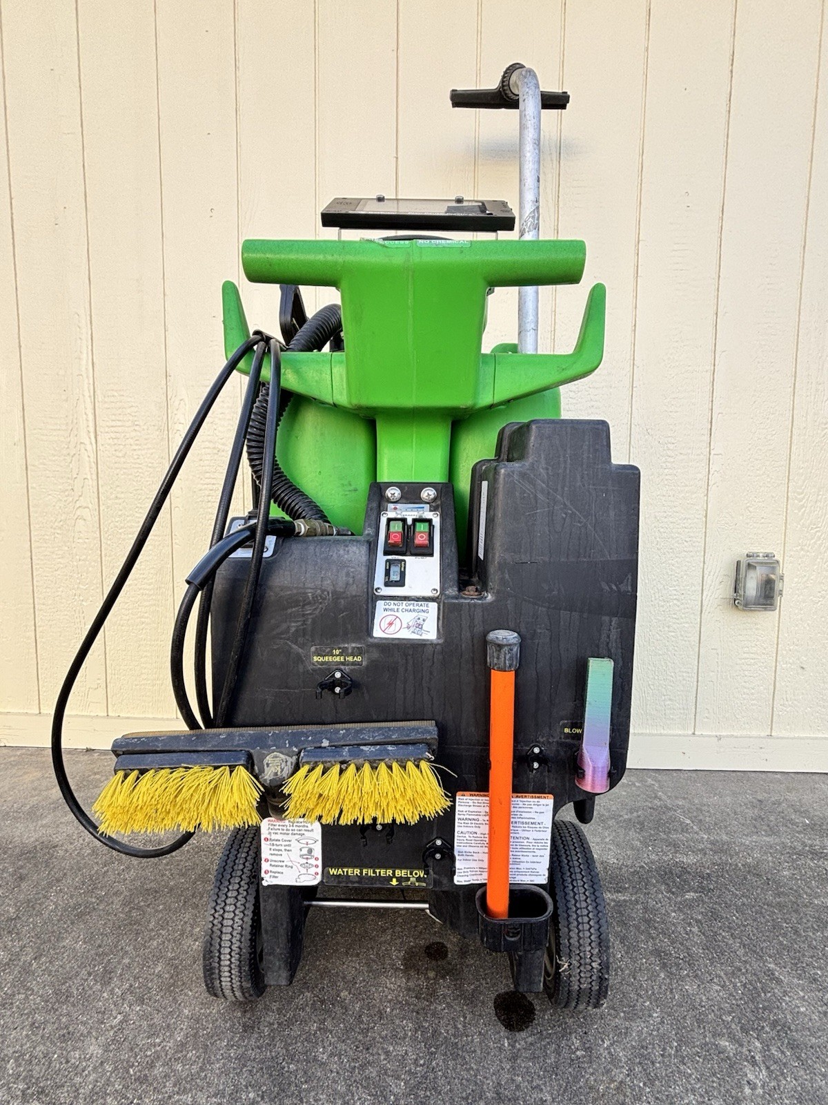 Kaivac KV1750CCDC Cordless No-Touch Cleaning System–36V Battery Powered (+2)