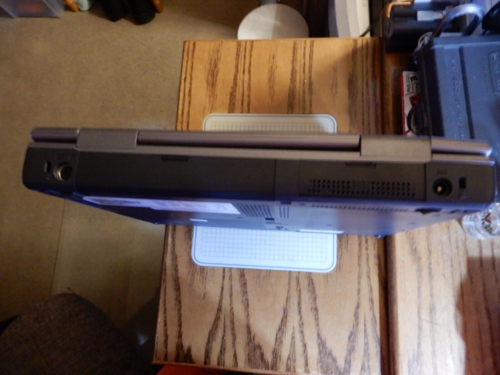 NEC Versa LX Laptop Computer with Windows XP Home Edition