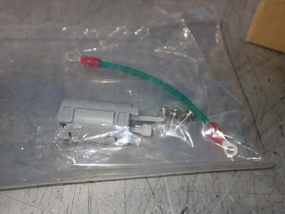 MONITOUCH ETHERNET CONNECTOR CUR-03