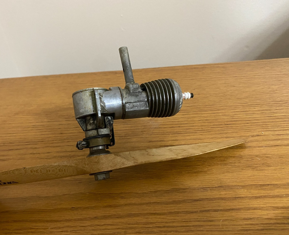 Cleveland Tom Thumb Spark Engine Model Airplane Engine ZA-21