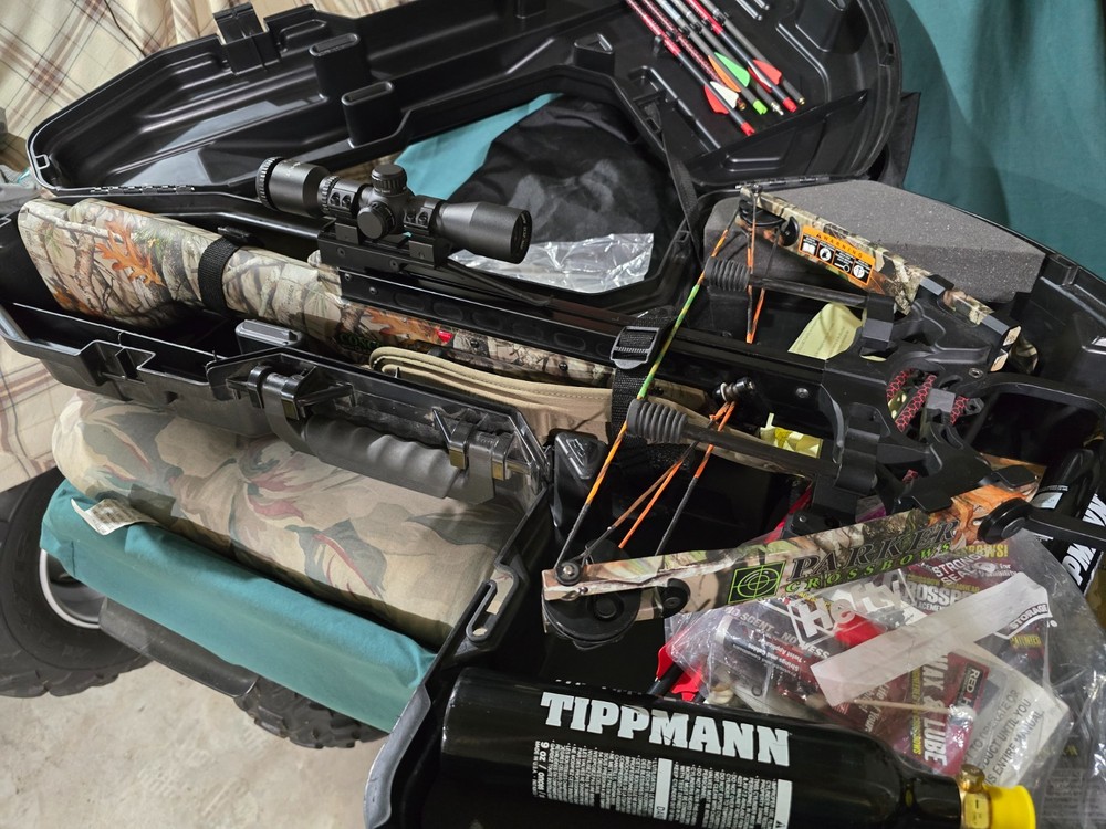 PARKER CONCORDE AUTO LOADING CROSSBOW - SLIGHTLY USED  WITH  EXTRAS