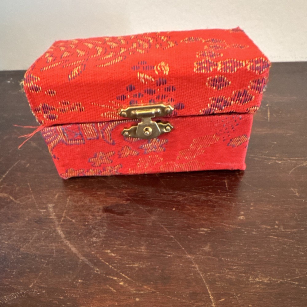 Metal Silver Baoding Balls Hand Exercise Set with Decorative Box, BAL010