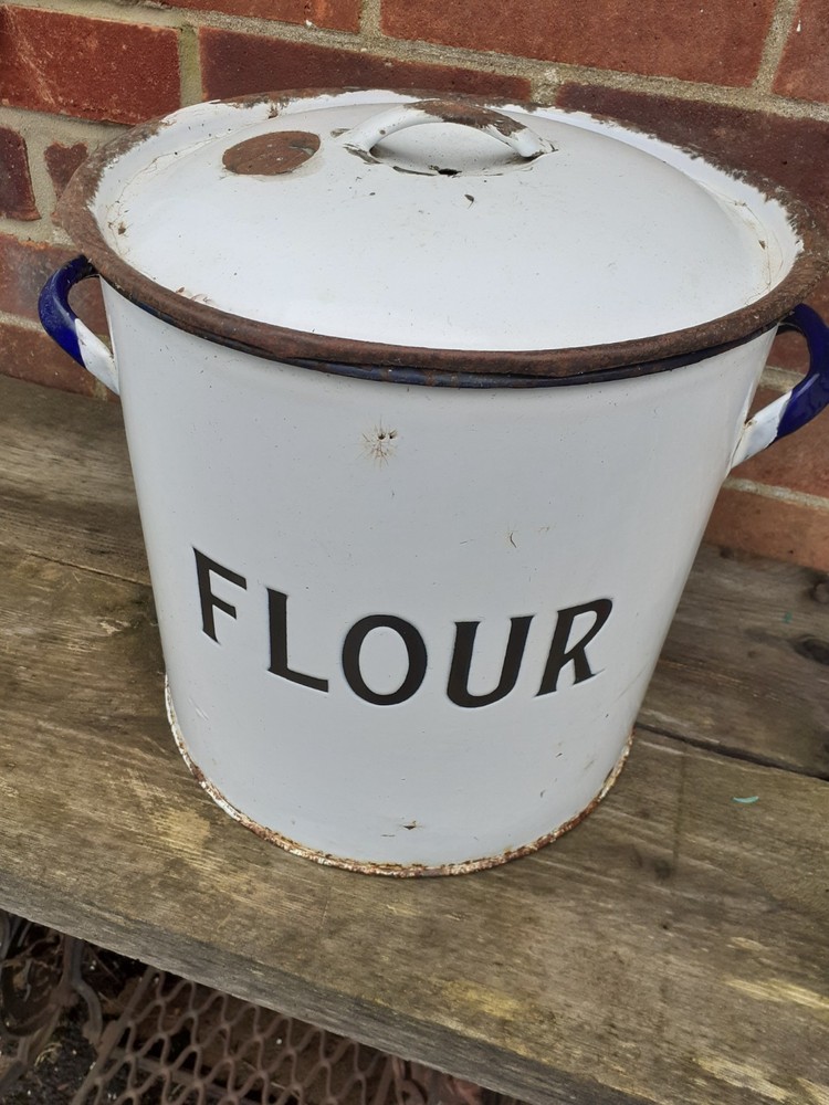 ENAMEL FLOUR BIN, DISTRESSED / PLANTER