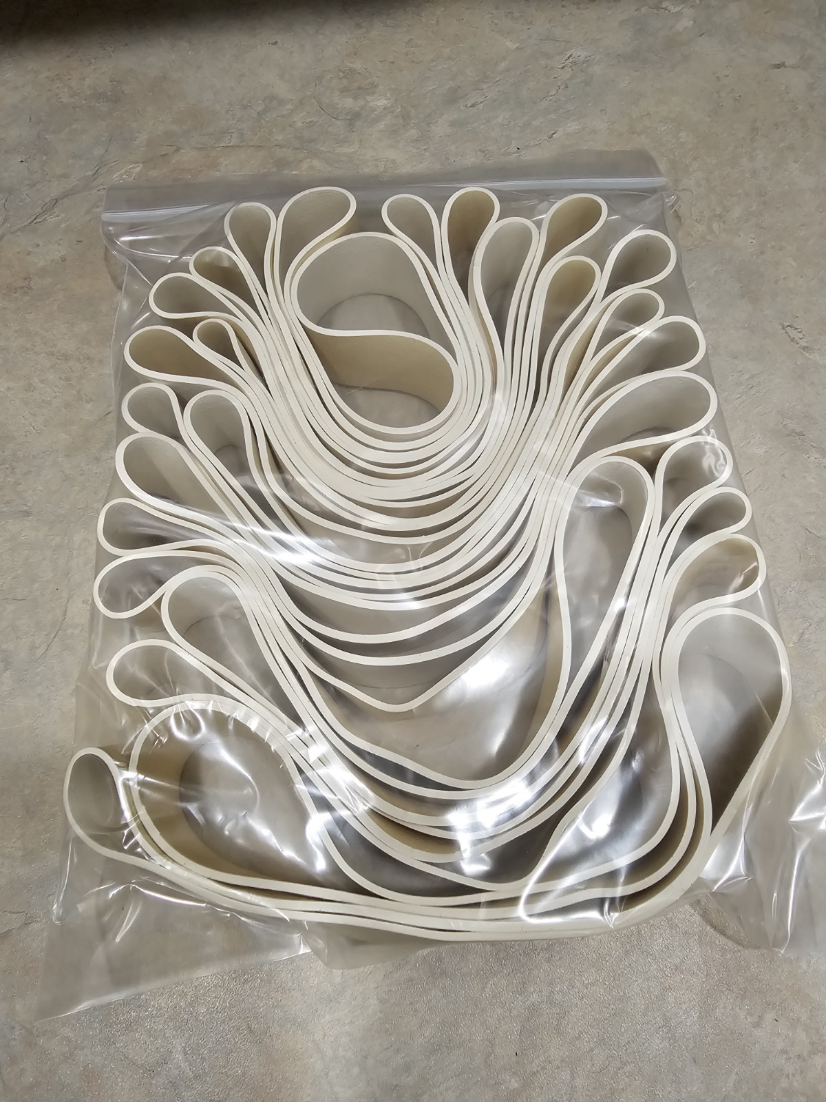 Pack of 15 Dally Wraps White/Yellow Rubber, Team Roping Saddle Horn, Ranching