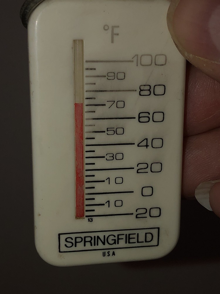 PREOWNED SPRINGFIELD THERMOMETER TAG ALONG FOR KEYCHAINS, JACKETS, BACKPACKS