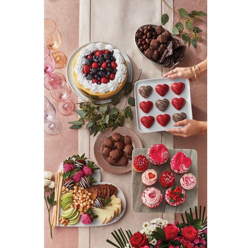 Member's Mark Milk Chocolate Sea Salt Caramels 36 oz Gourmet Candy Bulk