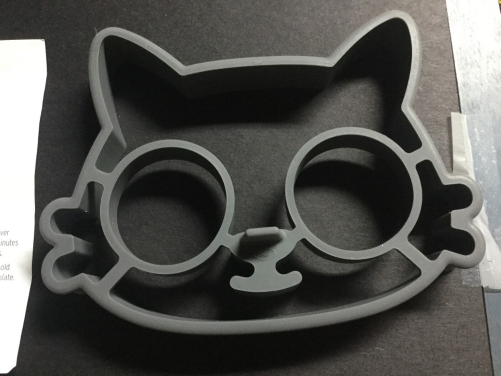 Genuine Fred Funny Side Up Cat Silicone Egg Mold