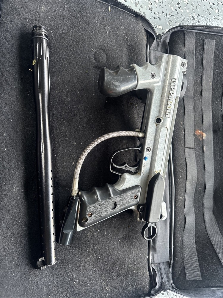Tippmann Classic Model 98 Paintball Gun With Response Trigger And A5 Loader