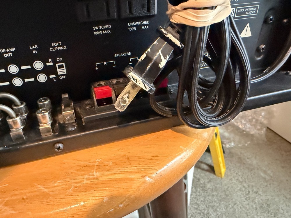 NAD 3020A Tested and Working read description