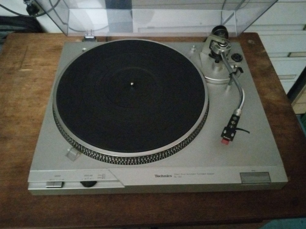 technics sl-d2 direct drive automatic turntable