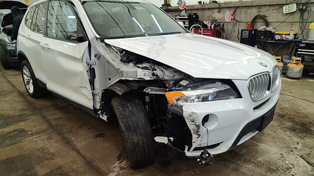 (LOCAL PICKUP ONLY) Trunk/Hatch/Tailgate With Power Opening And Closing Fits 11-