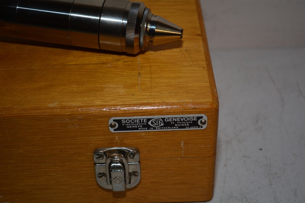 ^ Societe Genevoise Universal Measuring Machine Feeler Microscope #W4899