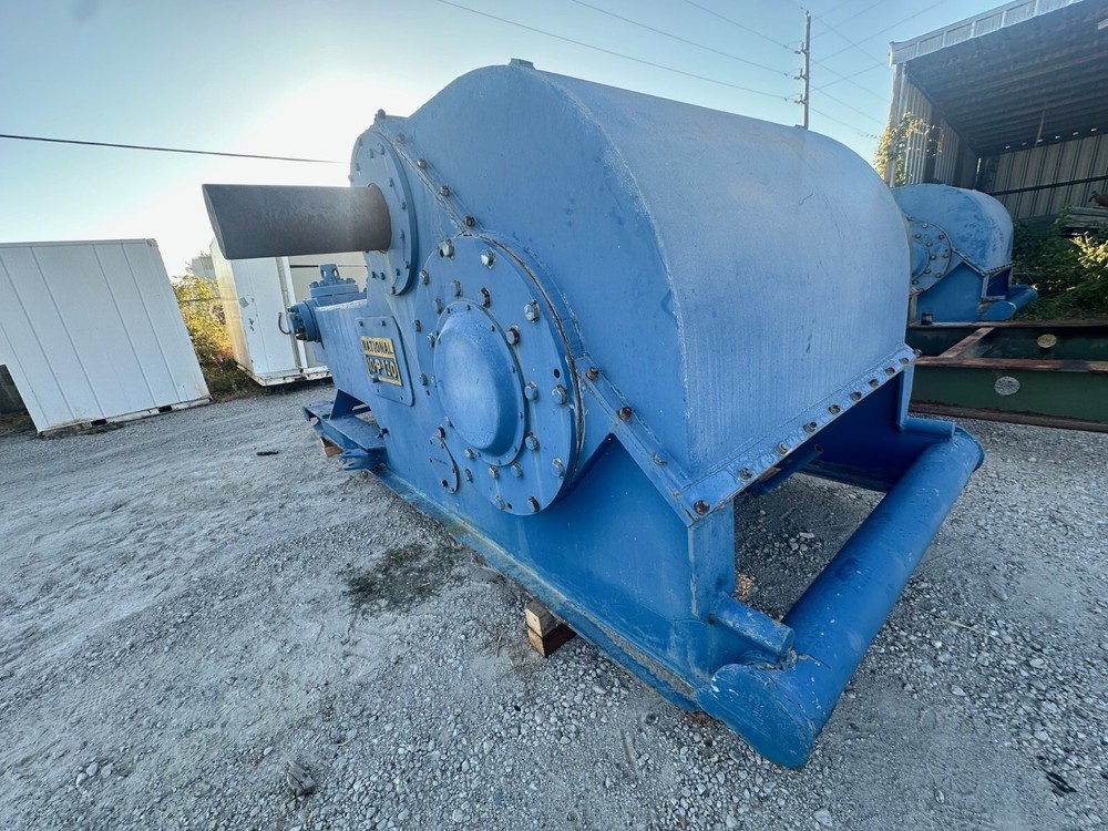 TRIPLEX 1300HP NATIONAL MUD PUMP