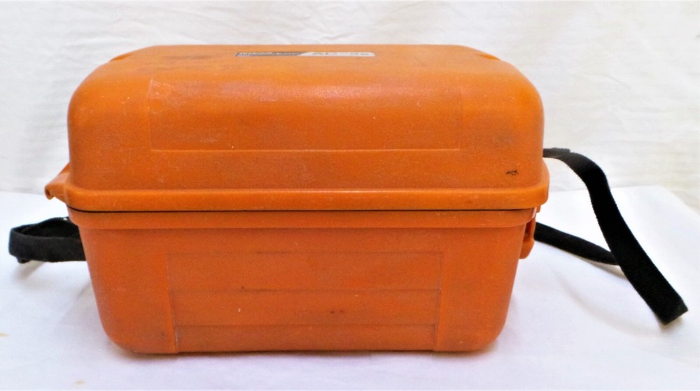 NIKON AC-2s AUTOMATIC LEVEL-360 Degree Surveying Instrument.