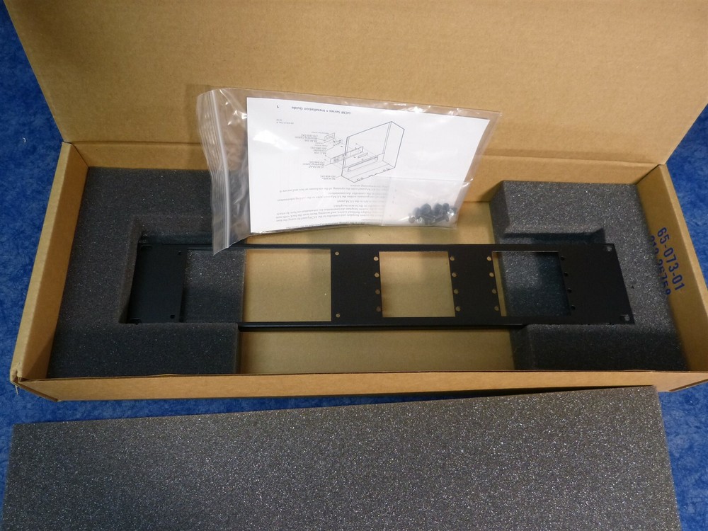NEW Extron UCM RAAP Black 70-344-02 Universal Controller Mounting Rack Kit (A1)