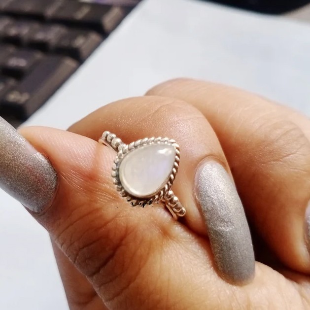 Solid 925 Sterling Silver Natural Pear Moonstone Twisted Rope Band Handmade Ring