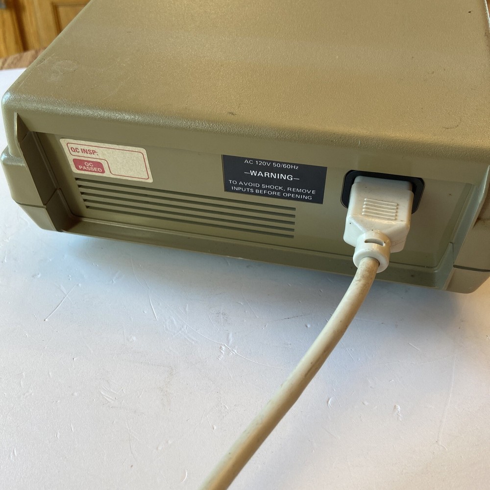 GW Instek FG-8015G Analog Function Generator Untested Powers Up #J