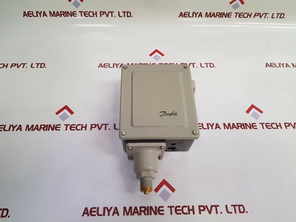 Danfoss 17-5200 Pressure Control