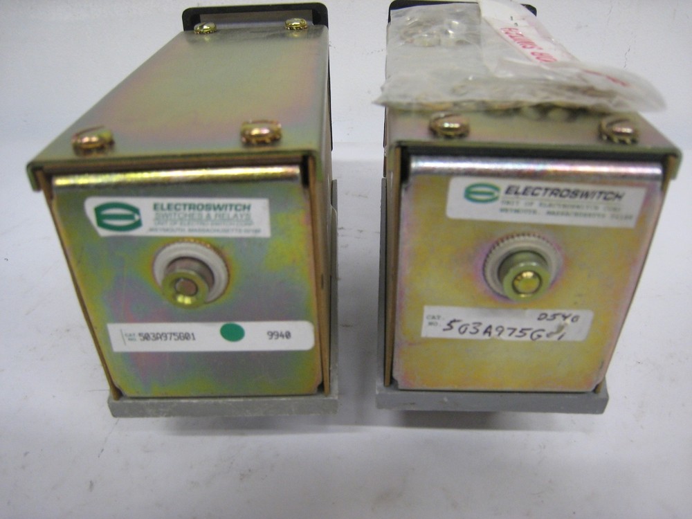 ELECTROSWITCH 503A975G01 TYPE W ROTARY SELECTOR SWITCH PACK OF 2