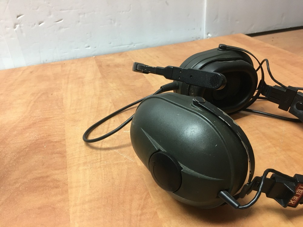 TELEX ProAir 2000E Aviation Headset with Microphone READ