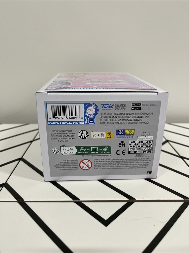 Funko POP! Sanrio Hello Kitty 50th Anniversary Cake #75