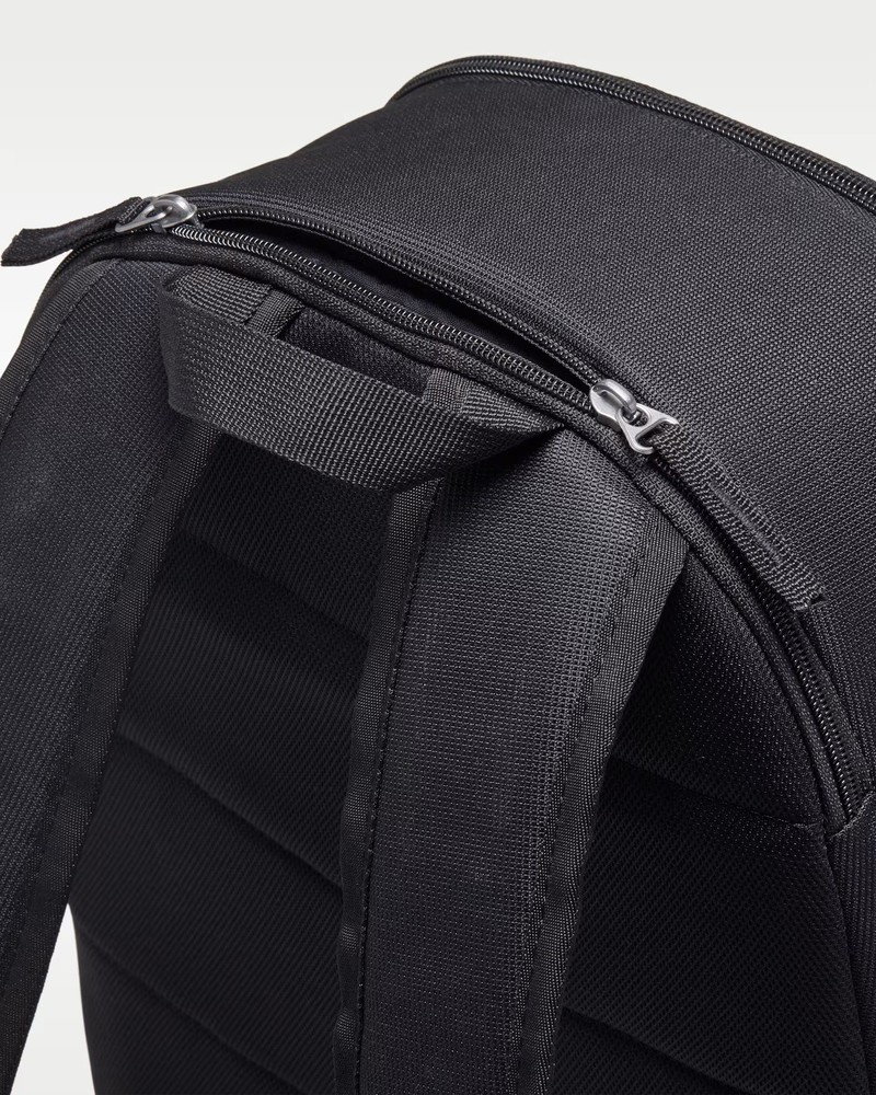 Nike Black Hiking Backpack Adjustable Straps Padded Back Front Zip Side Pocket