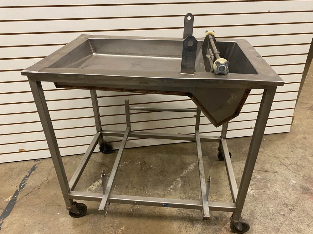 donut glazing table #302