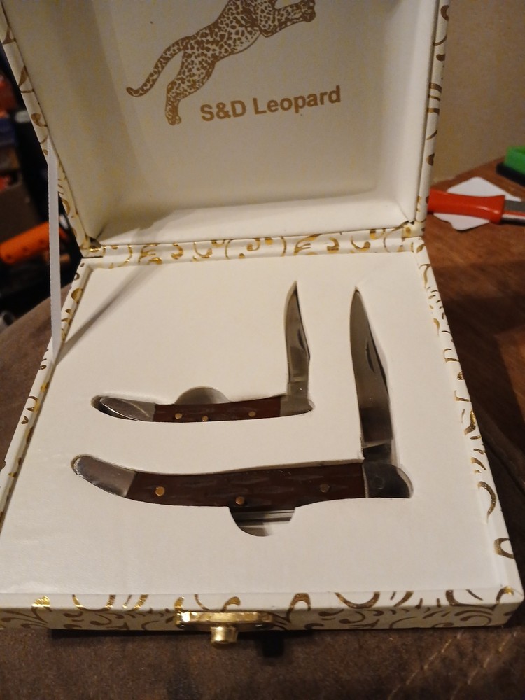 S&D Lepord Knives