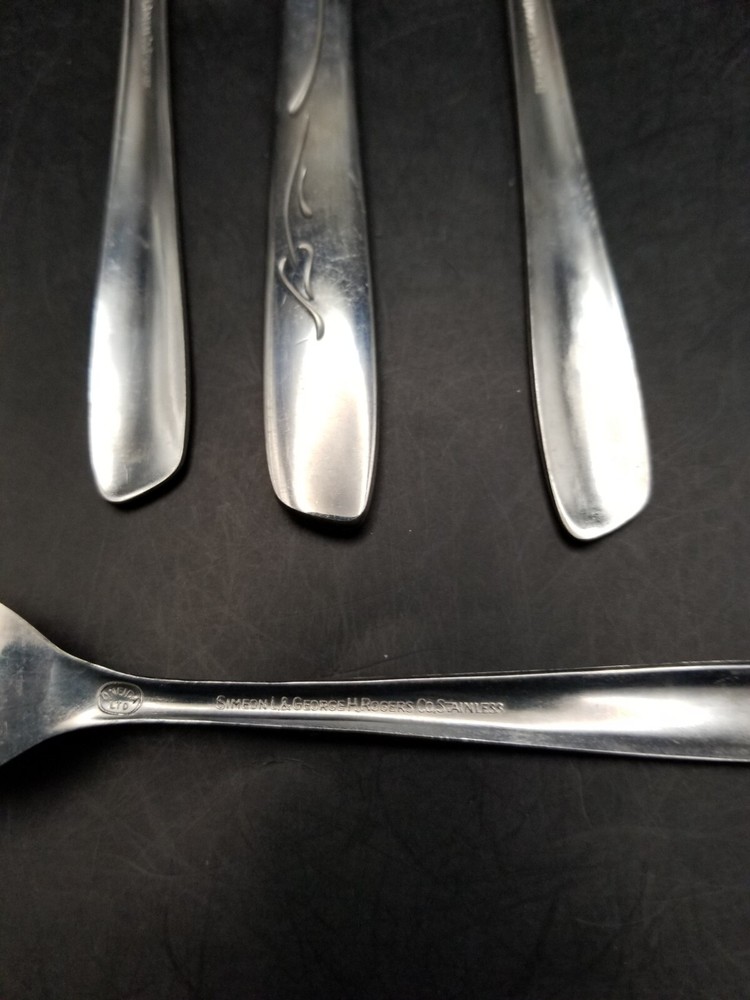 Vtg MCM 5 piece place set Onieda spring leaf silverware/ flatware