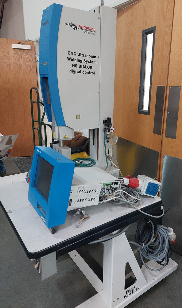 Hermann CNC Ultrasonic Welding System HSSDC w/ Elect'l adjustable height table