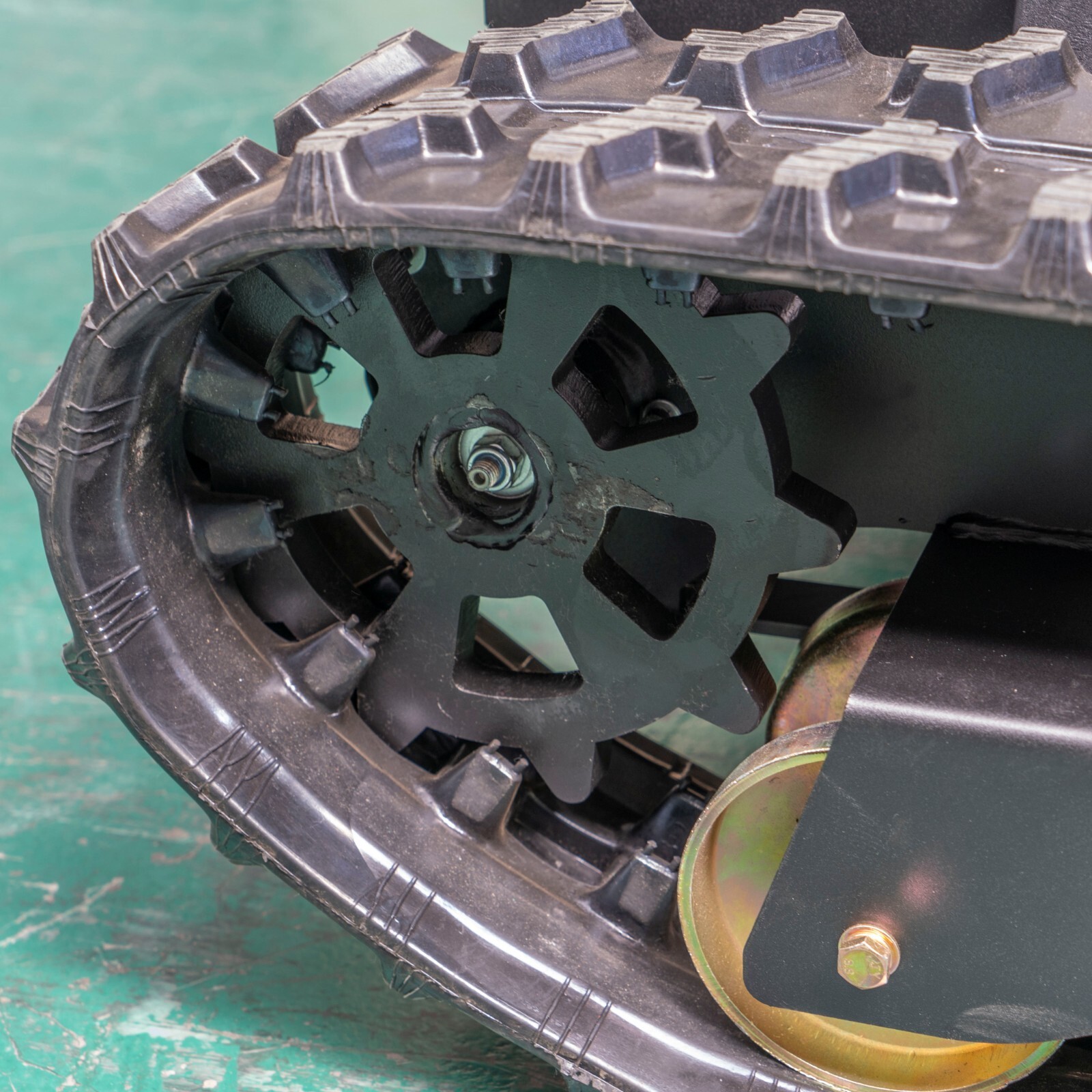 Robot remote control lawn mower 65° climbing crawler drive all terrain garden