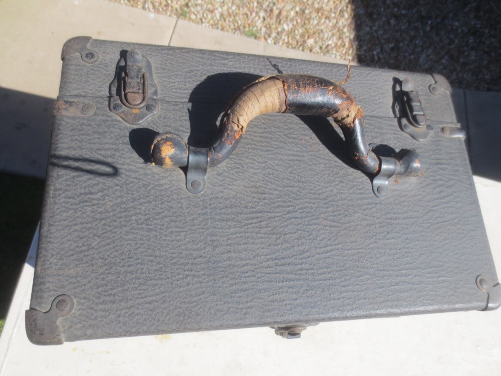 AMPRO Speaker Model 18030 / Vintage NICE!