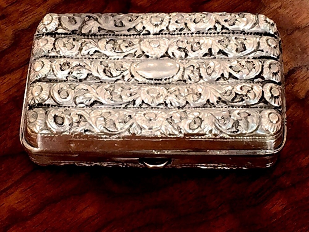 Superb Heavy Gauge Asian/Middle Eastern Silver Hinged Cheroot Case: No Monogram