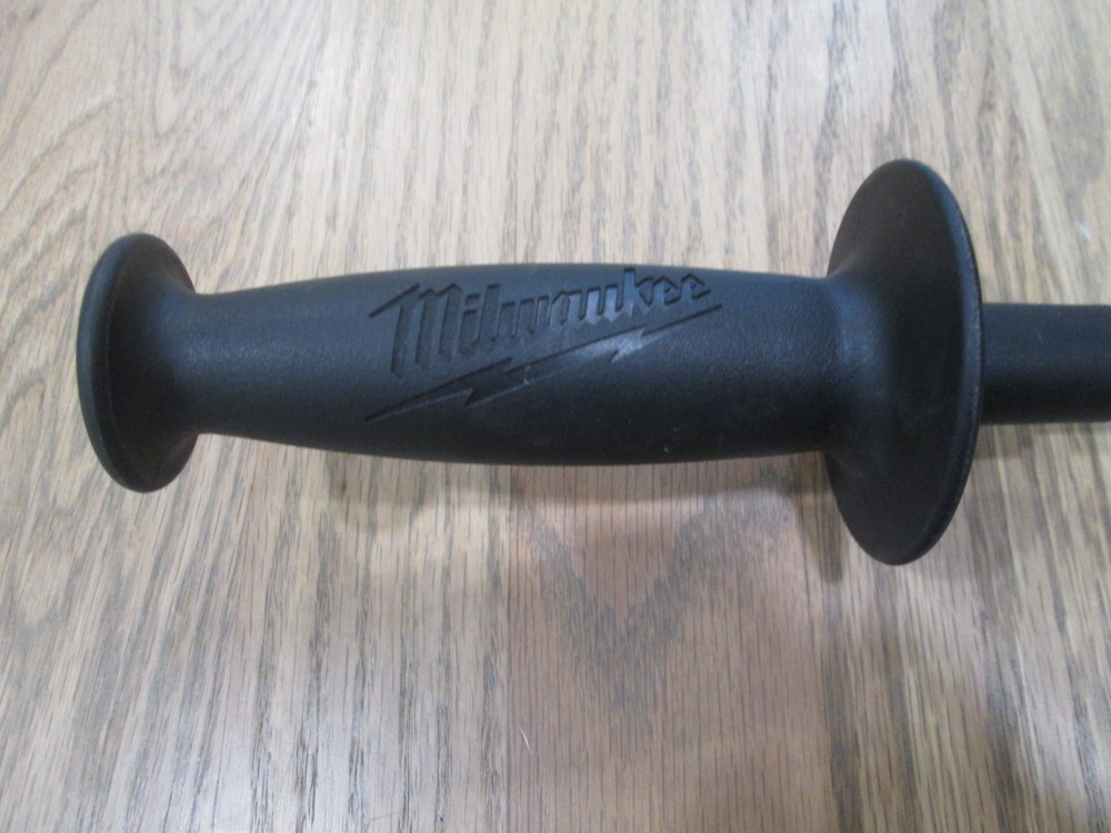 Milwaukee Adjustable Hammer Drill Black Handle - 2904-20