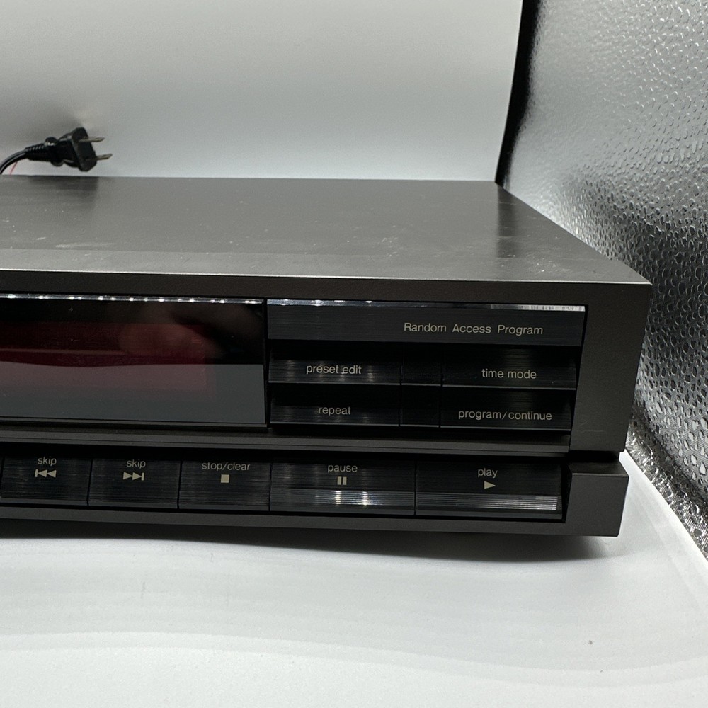 Technics SL-P200 Compact Disc Player Tested Working No Remote