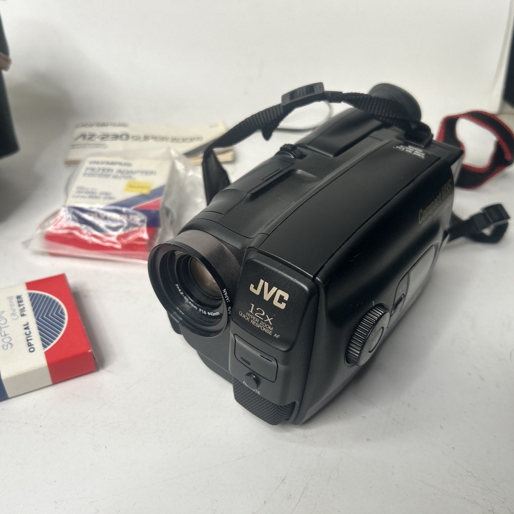 JVC GR-AX200 Camcorder With Bag Untested Camera Compact VHS