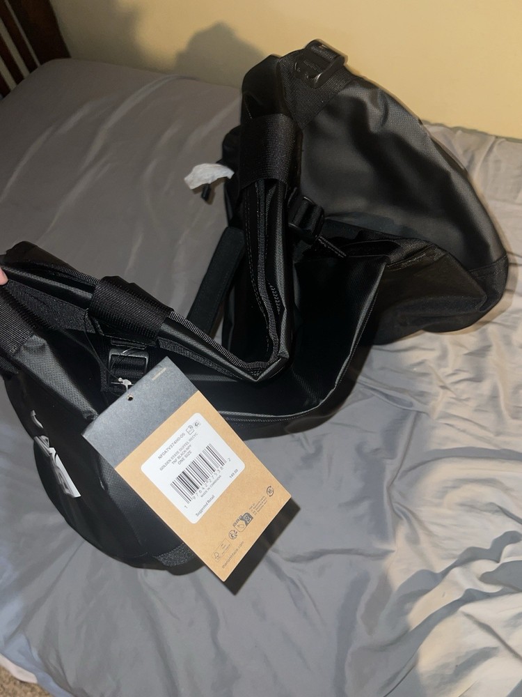 North Face Base Camp Duffel Medium 71L Black New With Tags