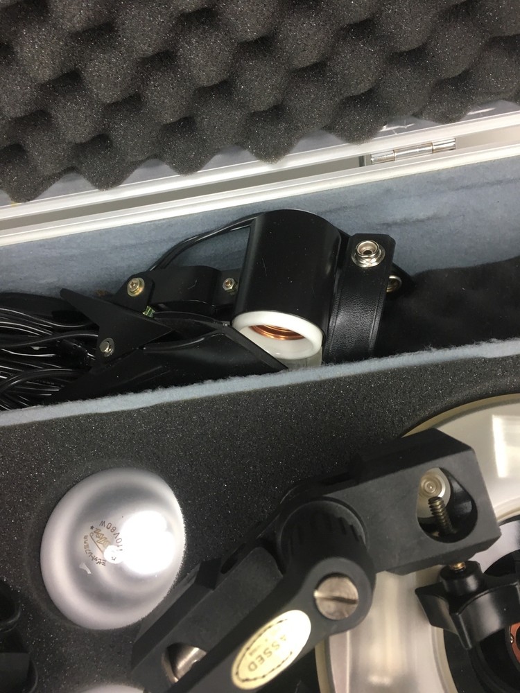 Morris Photo AC Slave Specialist Studio Flash, Bulbs, Slave Flash, Trunk Set